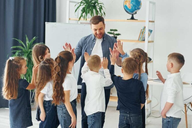 How Can a Teacher Be a Good Role Model for Students? – Bis School
